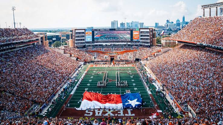 Very Bad News: Texas Head Coach Angry and Announced resignation immediately….