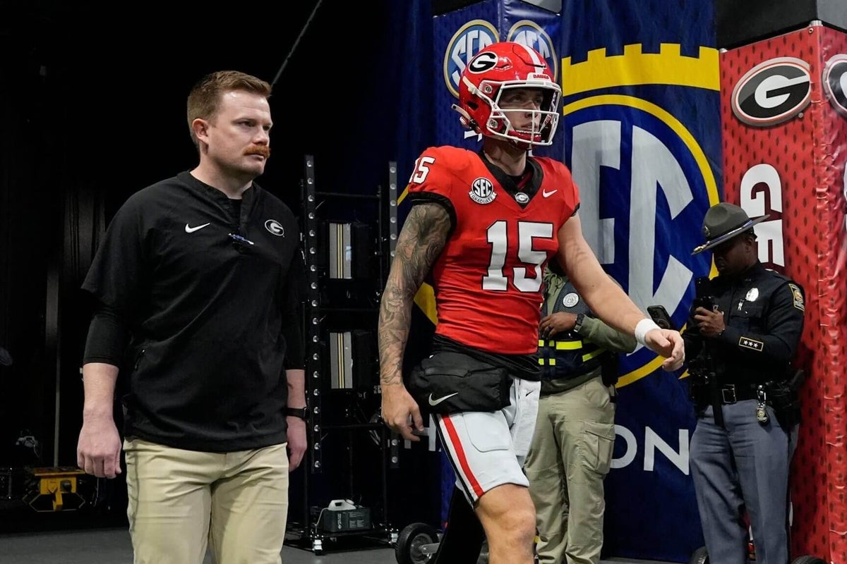 SAD NEWS: Georgia Bulldogs announced that Carson Beck is Leaving immediately after Facing…..