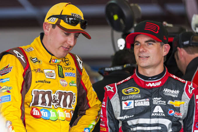 In an unexpected twist, NASCAR icons Jeff Gordon and Kyle Busch are set to shake up the 40th annual Chili Bowl Nationals! After 35 years, Gordon returns to the event, sparking plenty of controversial conversation among fans……